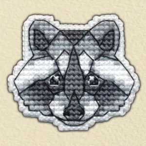 Badge-racoon 1094 Plastic Canvas Counted Cross Stitch Kit