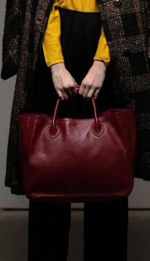 Beck Medium Classic Tote - Barcelona Deep Red