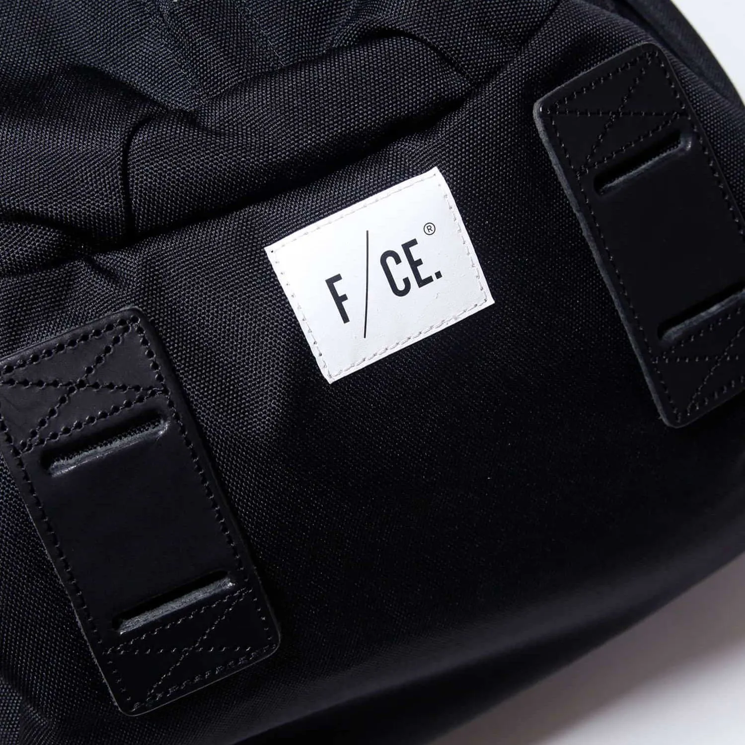 F/CE. 950 Travel  Bp Black