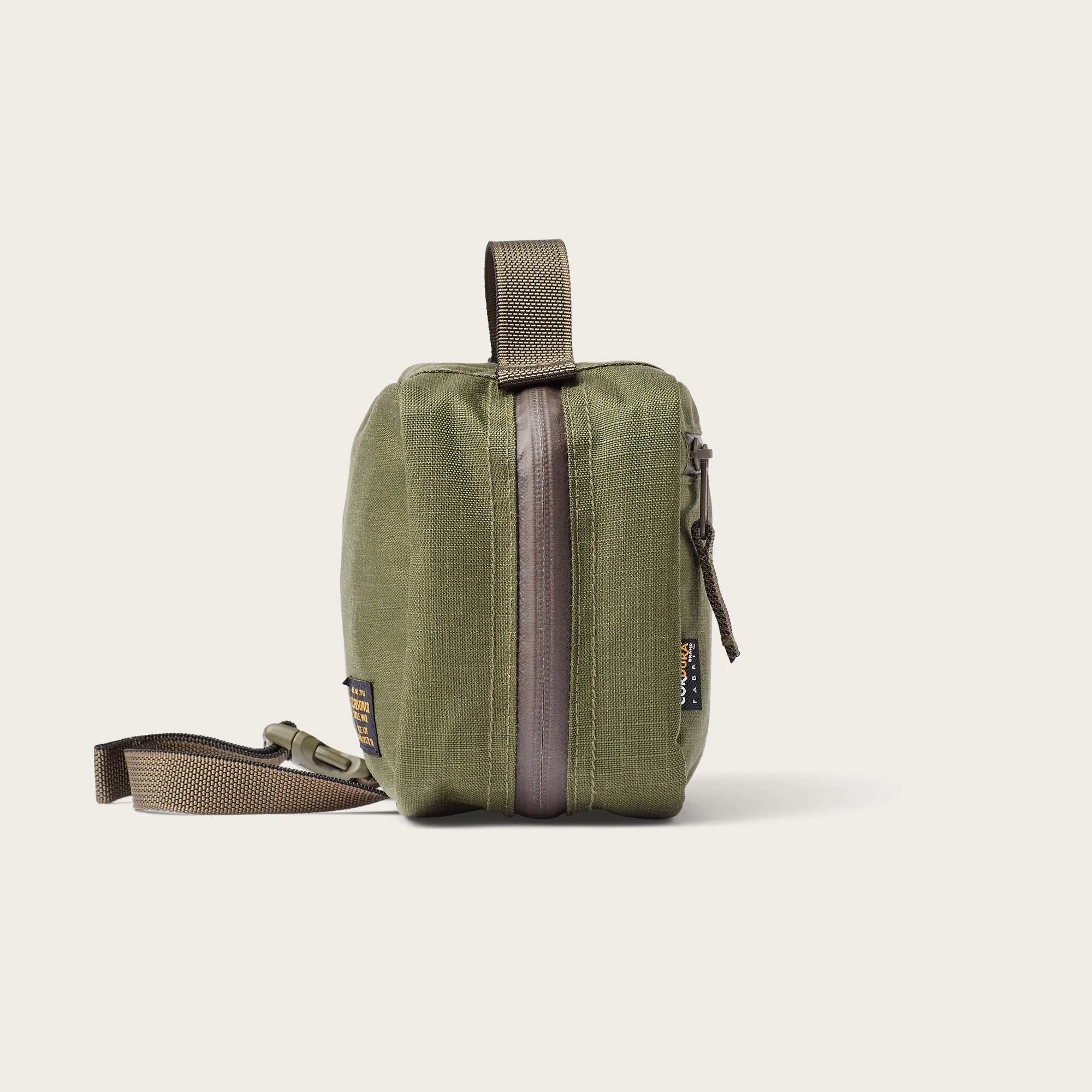 RIPSTOP NYLON TRAVEL PACK